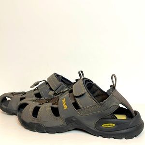 Teva Forebay Fisherman sandals, men’s Sz 9, brown